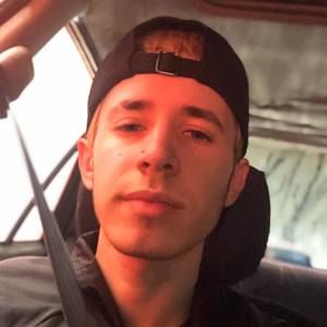 Meet your Posher, Kyle